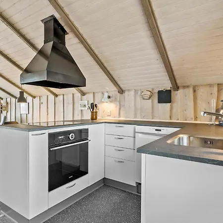 3 Bedroom Stunning Home In Ringkobing